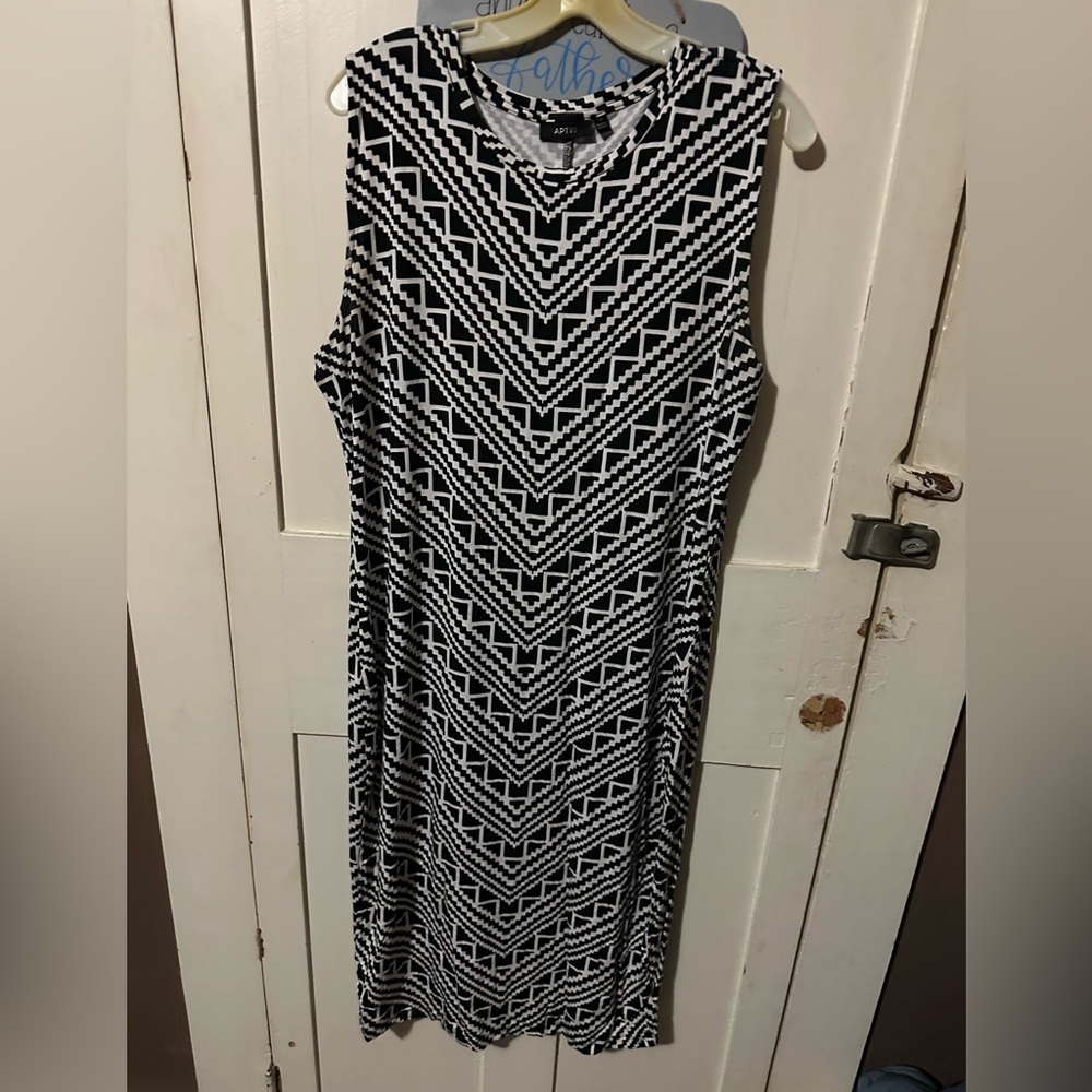 Xl dress apt.9